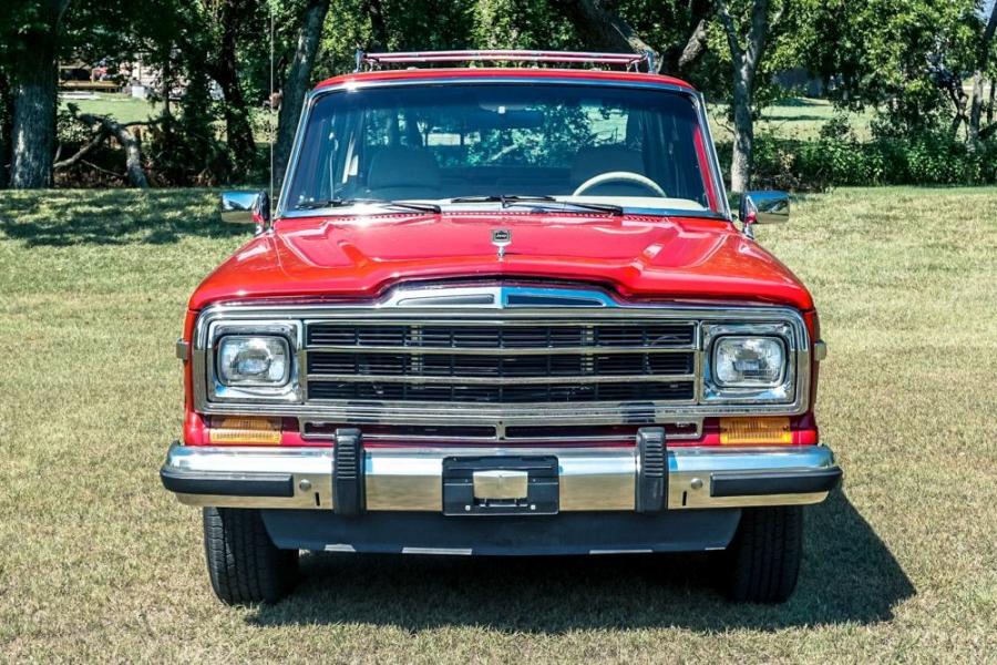  Jeep Grand Wagoneer Hellwagon 1989 года  (фото 8 из 21)